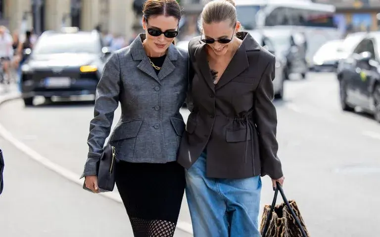 Jakie żakiety są modne - odkryj najgorętsze trendy i stylizacje